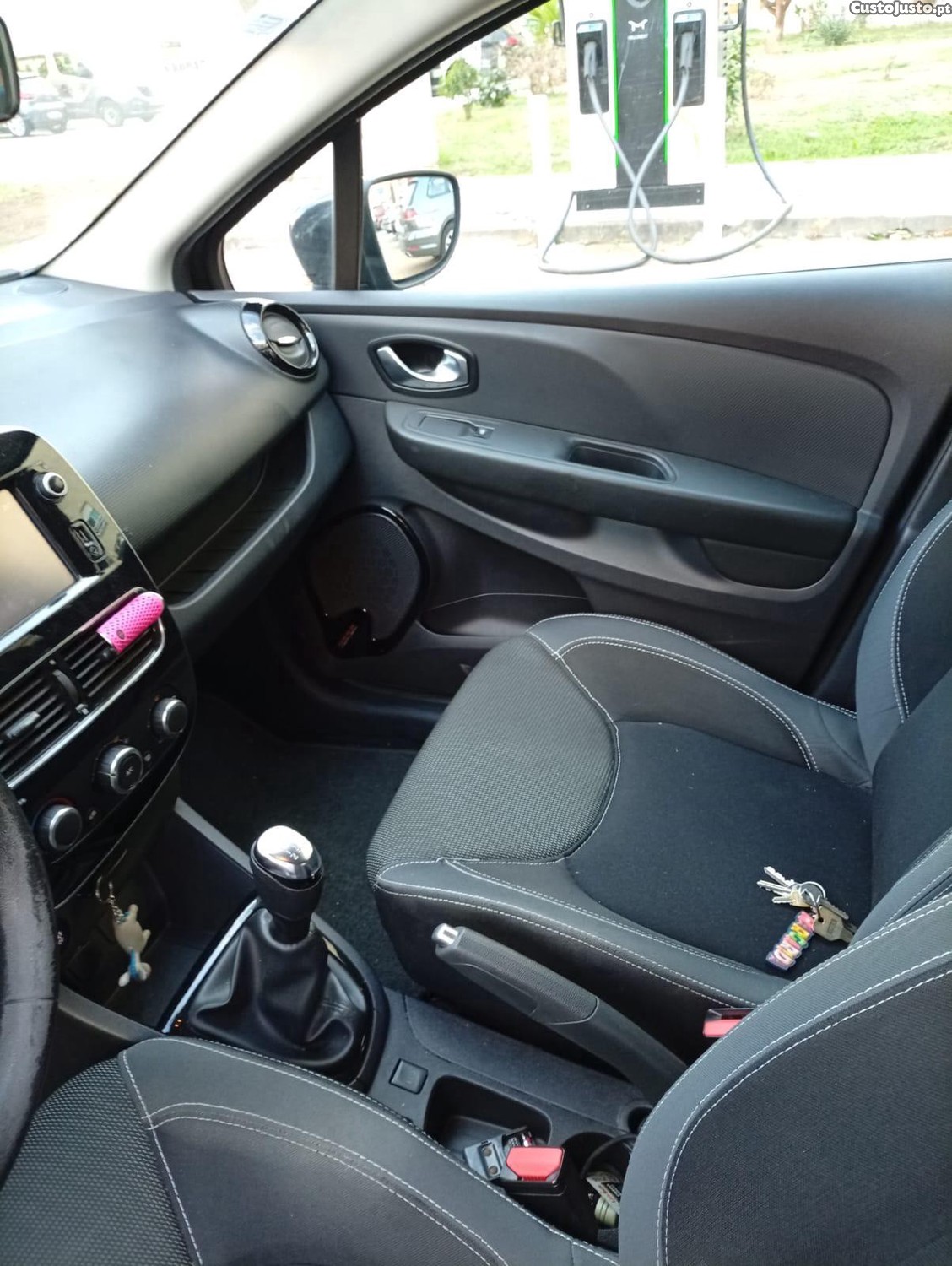 Renault Clio 0 — photo 5