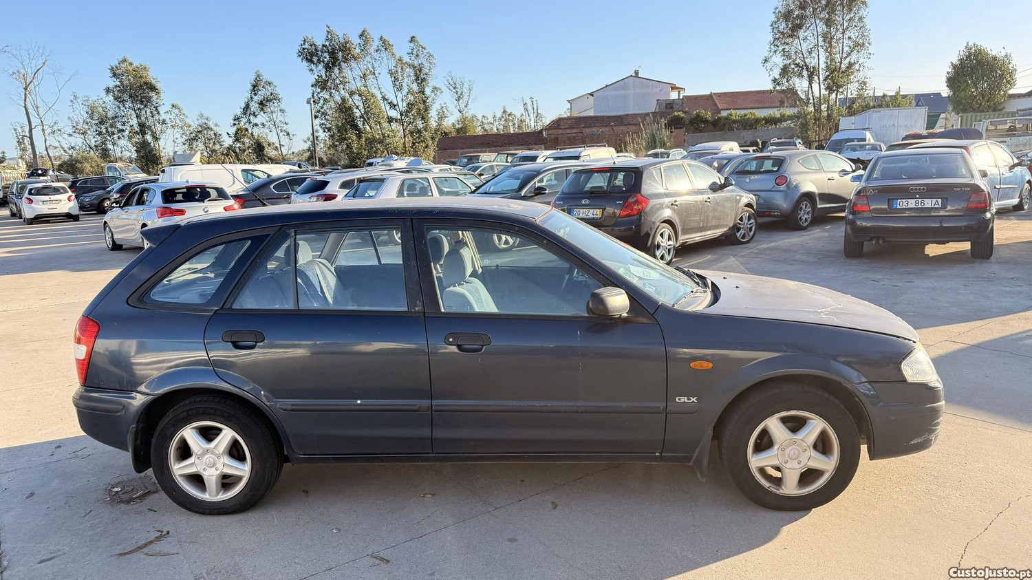 Mazda 323 F 1.3 16V de 1999 — photo 4