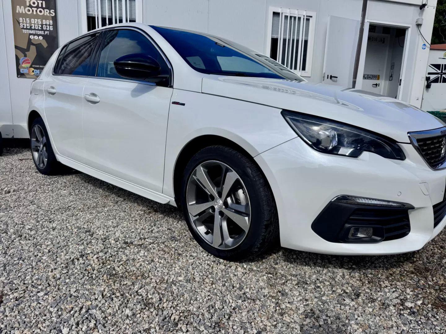 Peugeot 308 1.2 puretech gt pack eat8 — fotografia 17