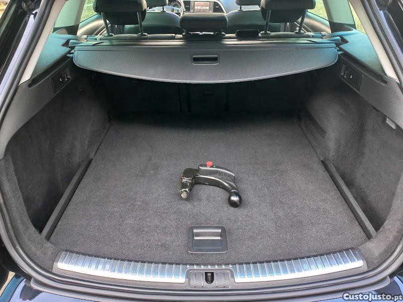SEAT Leon 2.0 tdi FR 184cv — fotografia 2