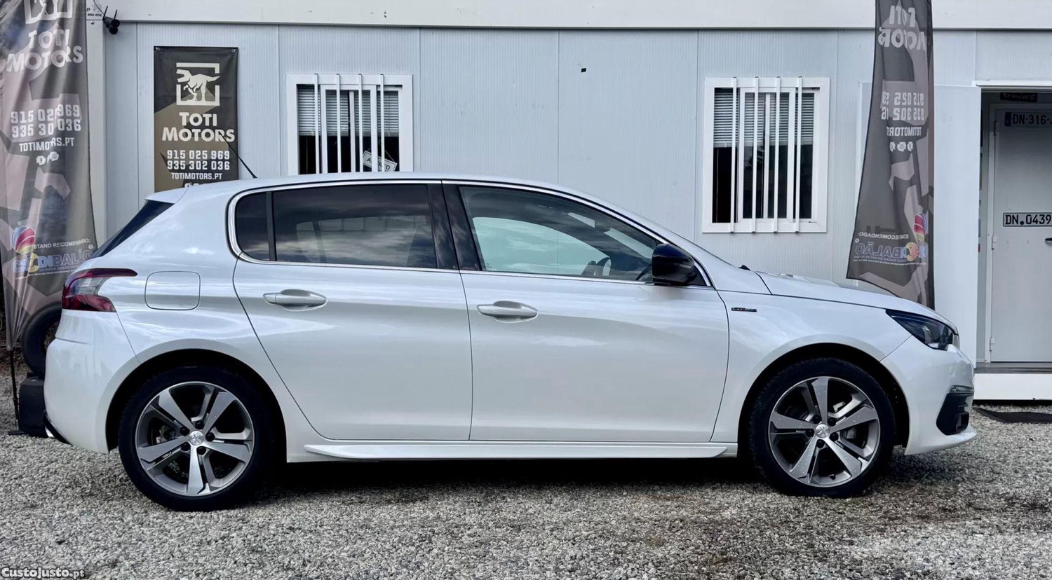 Peugeot 308 1.2 puretech gt pack eat8 — fotografia 16