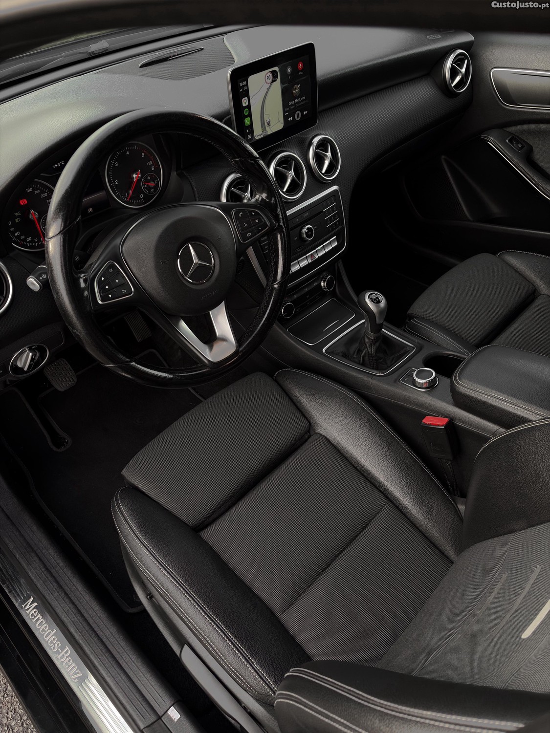 Mercedes-Benz A 180 Pack Urban — fotografia 4