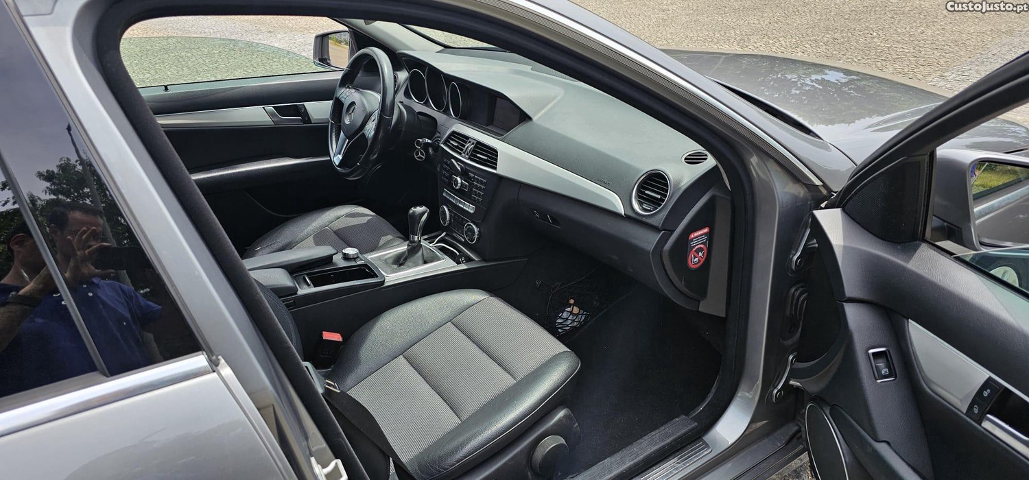 Mercedes-Benz C 200 200 Cdi — fotografia 7