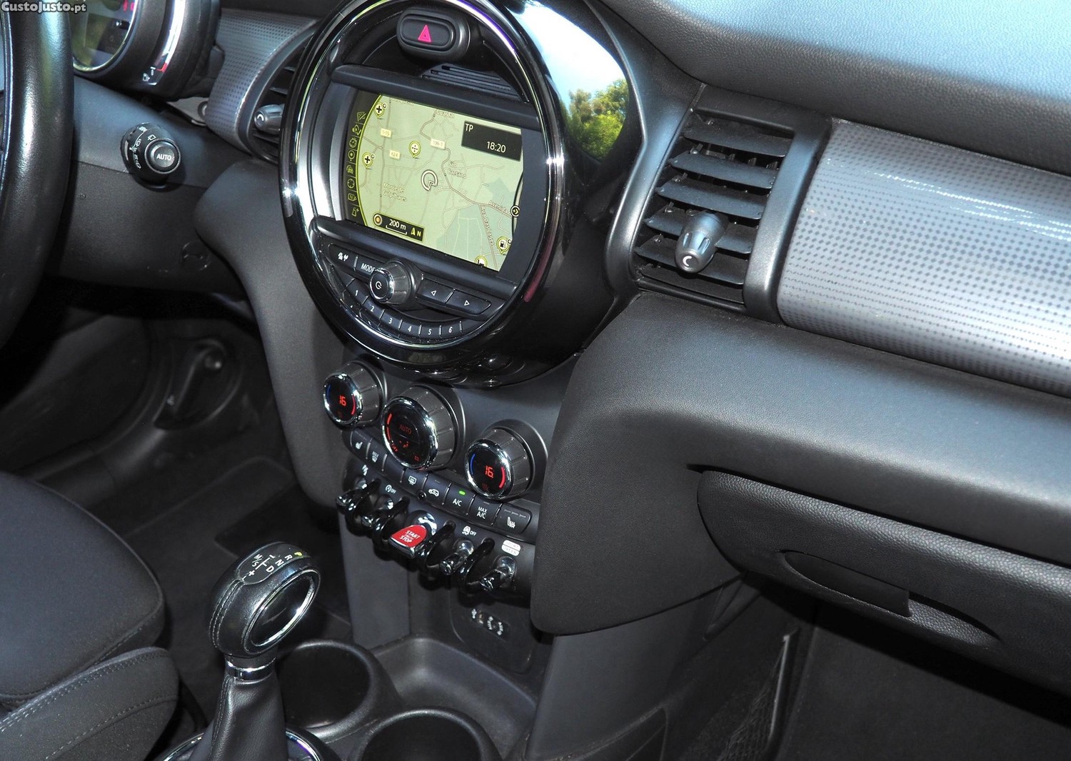 MINI Cooper automático 1.5 gasolina 136 cv — fotografia 9