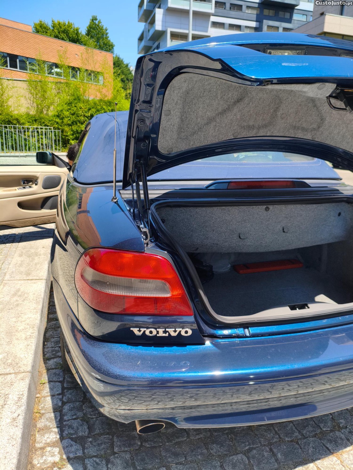 Volvo C70 Cabrio 2.0T — fotografia 5