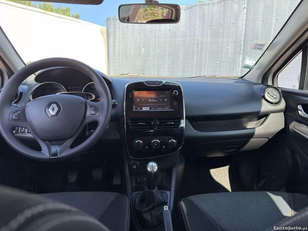 Renault Clio 0.9 tce dynamique s — fotografia 5