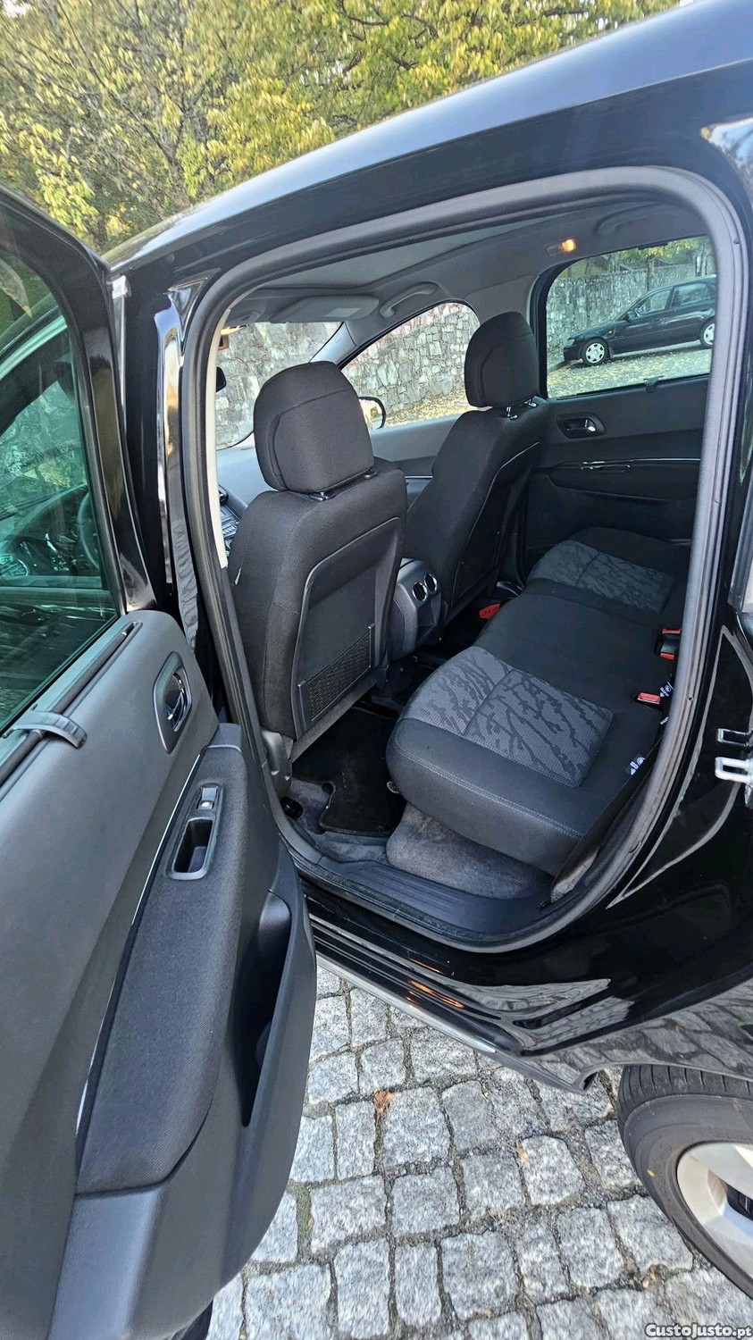 Peugeot 3008 1.6 hdi — photo 3