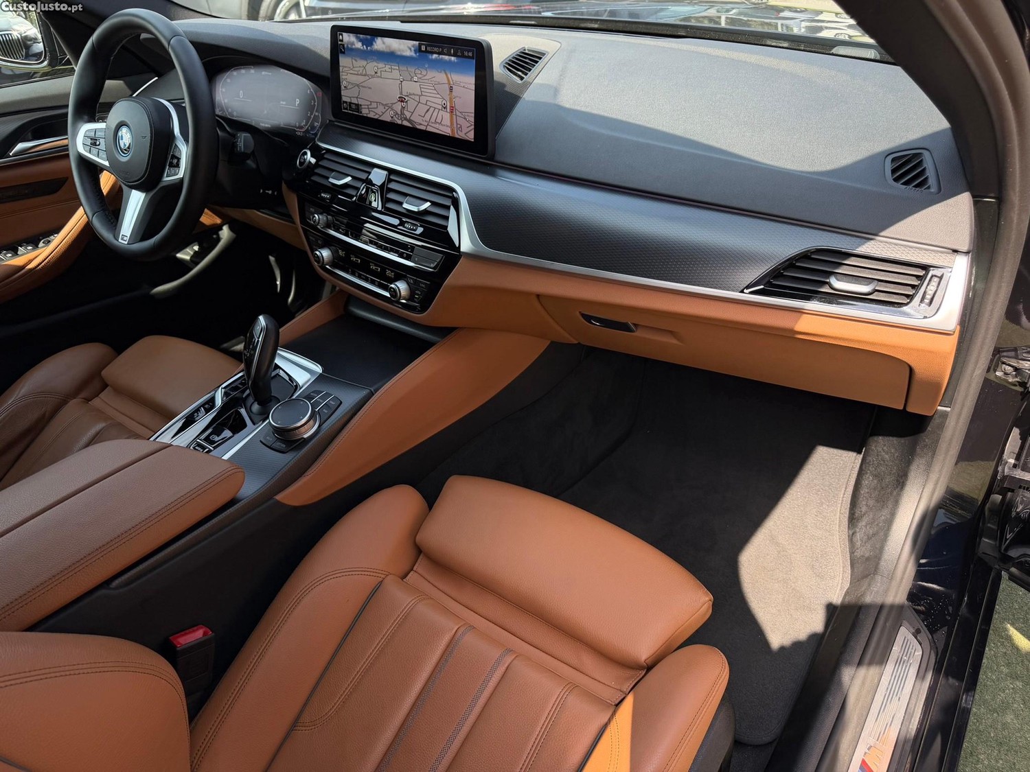 BMW 520 e Pack M — fotografia 13