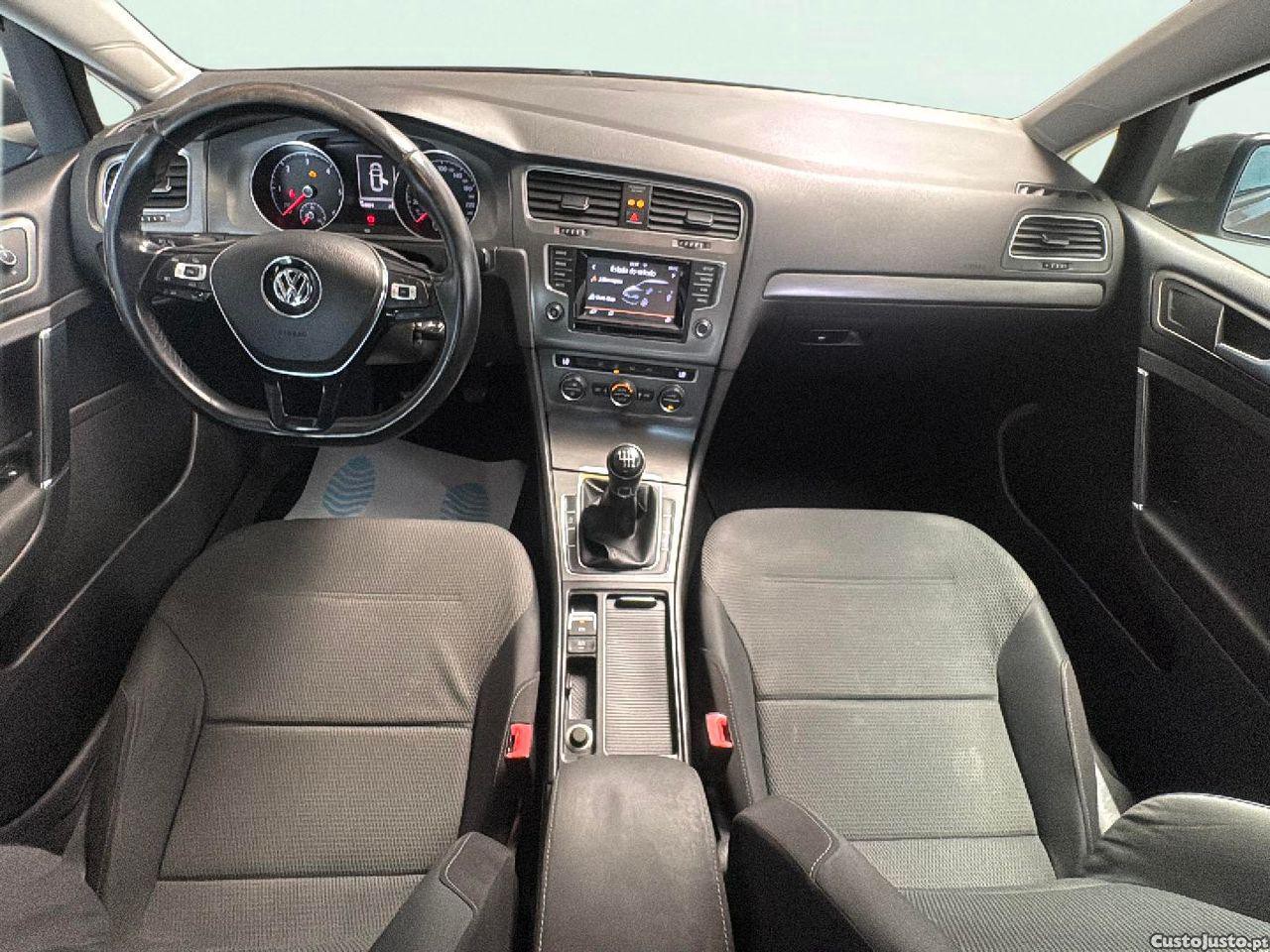 Volkswagen Golf 1.6 TDi BlueMotion Trendline — fotografia 4