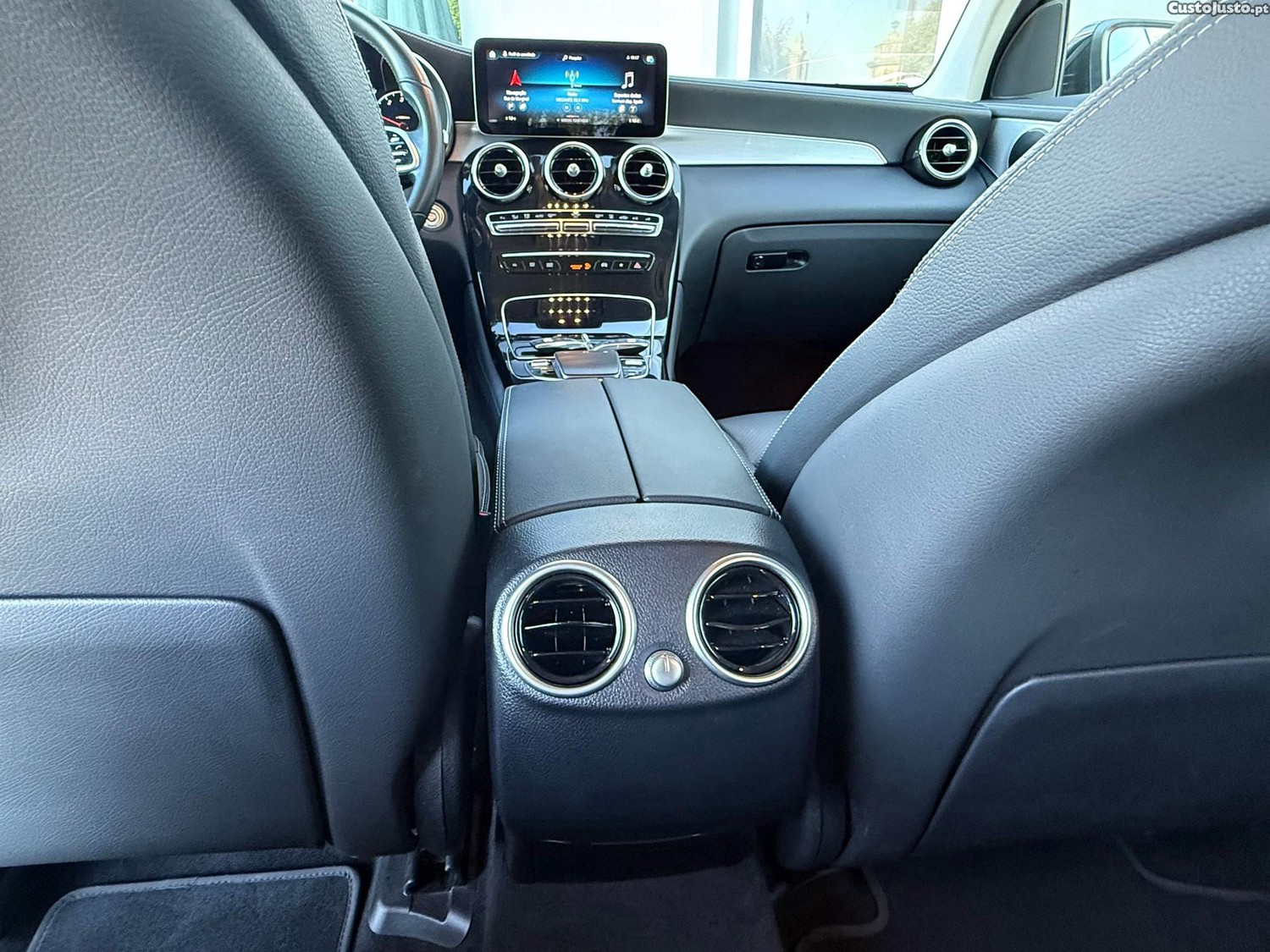 Mercedes-Benz GLC 300 de 4Matic 9G-TRONIC Exclusive — fotografia 14