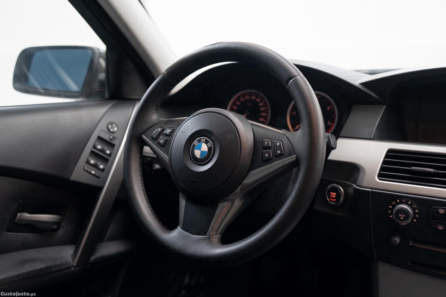 BMW 520 Sport — fotografia 12