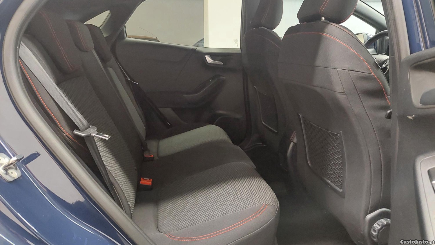 Ford Puma 1.0 ECOBOOST MHEV ST LINE — fotografia 2