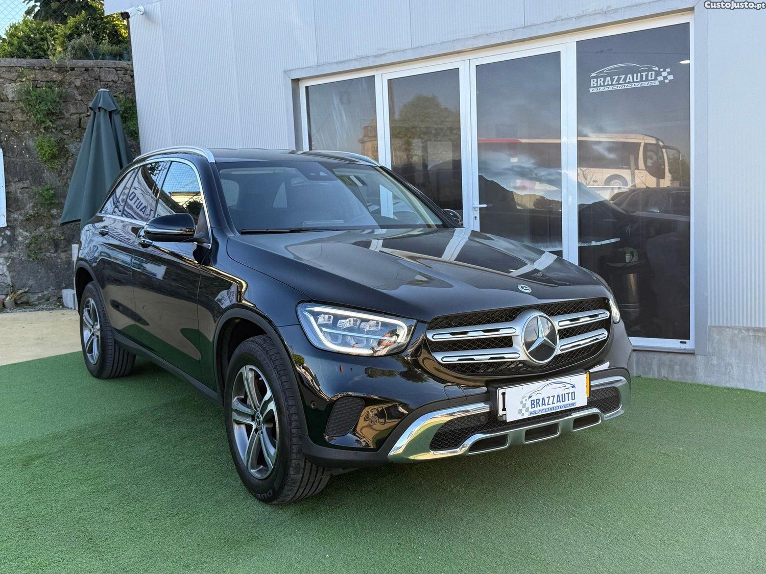 Mercedes-Benz GLC 300 de 4Matic 9G-TRONIC Exclusive — fotografia 29