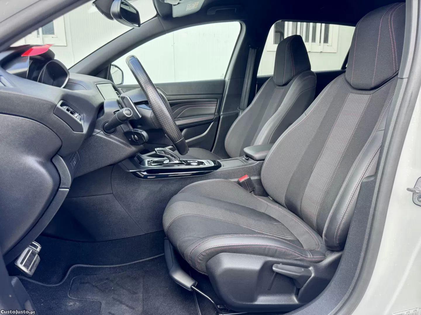 Peugeot 308 1.2 puretech gt pack eat8 — fotografia 12