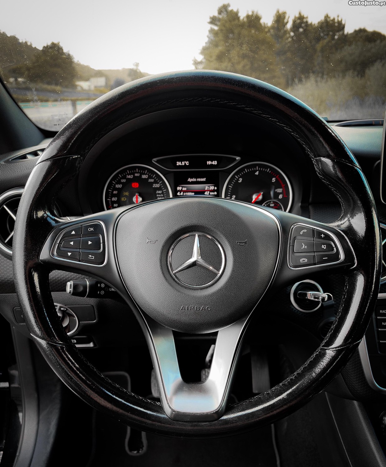 Mercedes-Benz A 180 Pack Urban — fotografia 3
