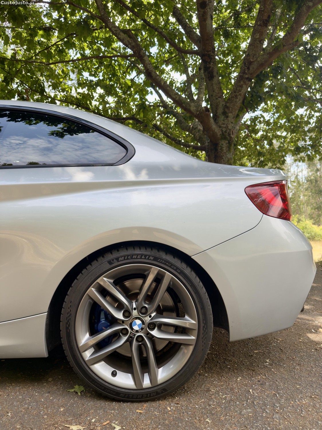 BMW 220 d CoupéPack M Auto — fotografia 8