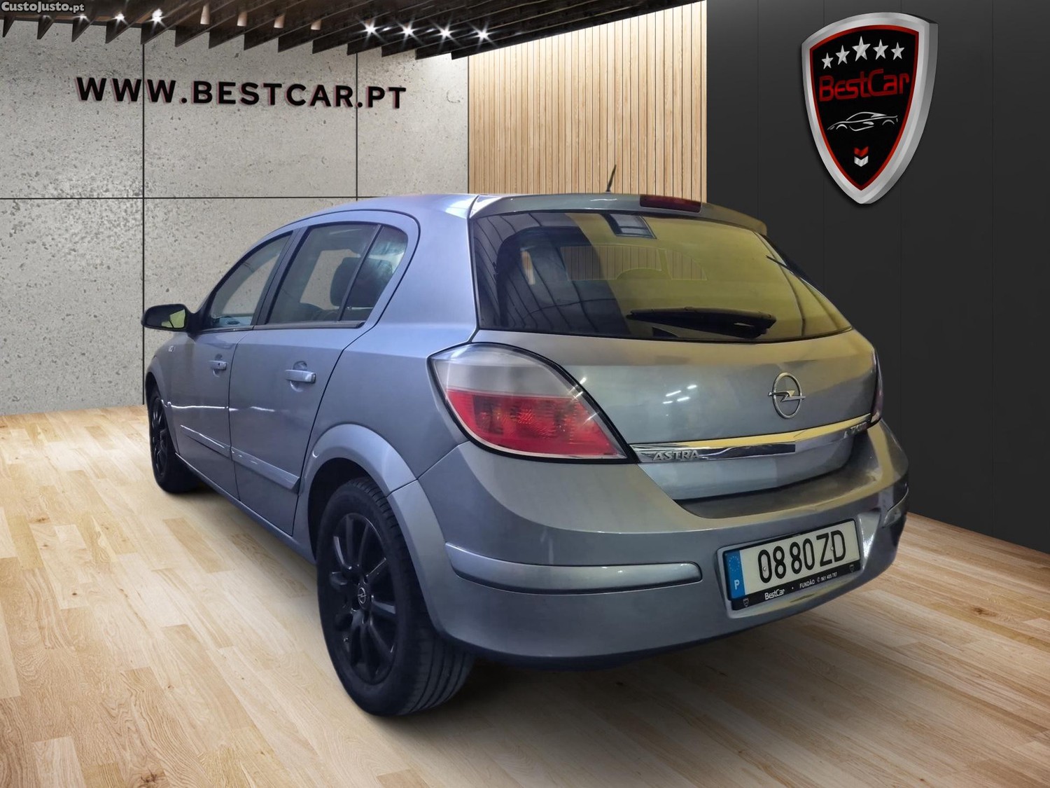Opel Astra 1.7 CDTI — fotografia 10