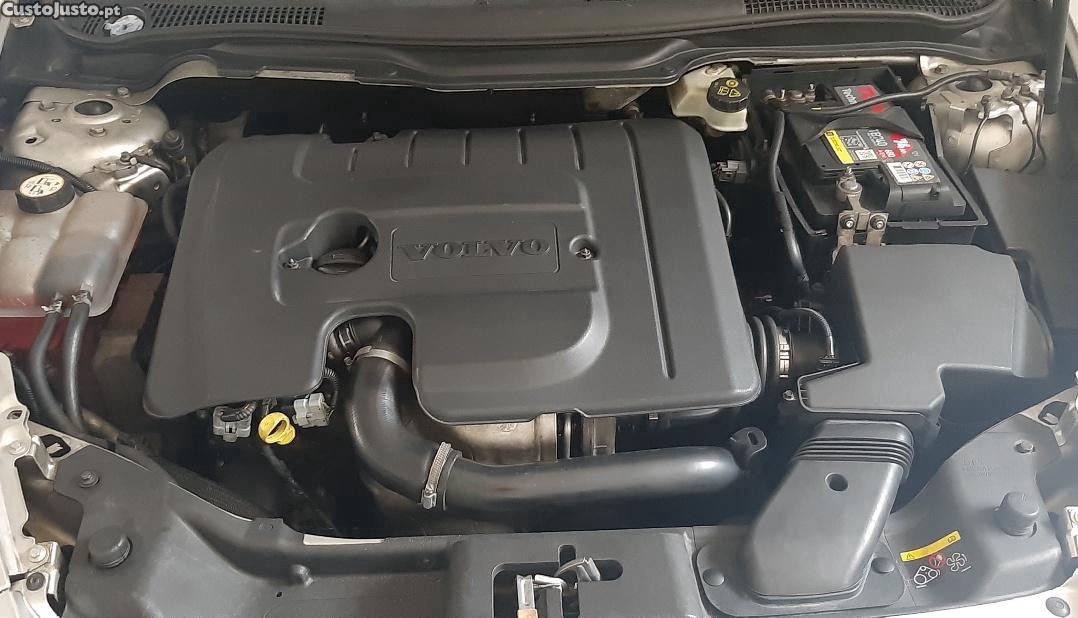 Volvo V50 Momentum 1.6 D 110 CV — fotografia 4