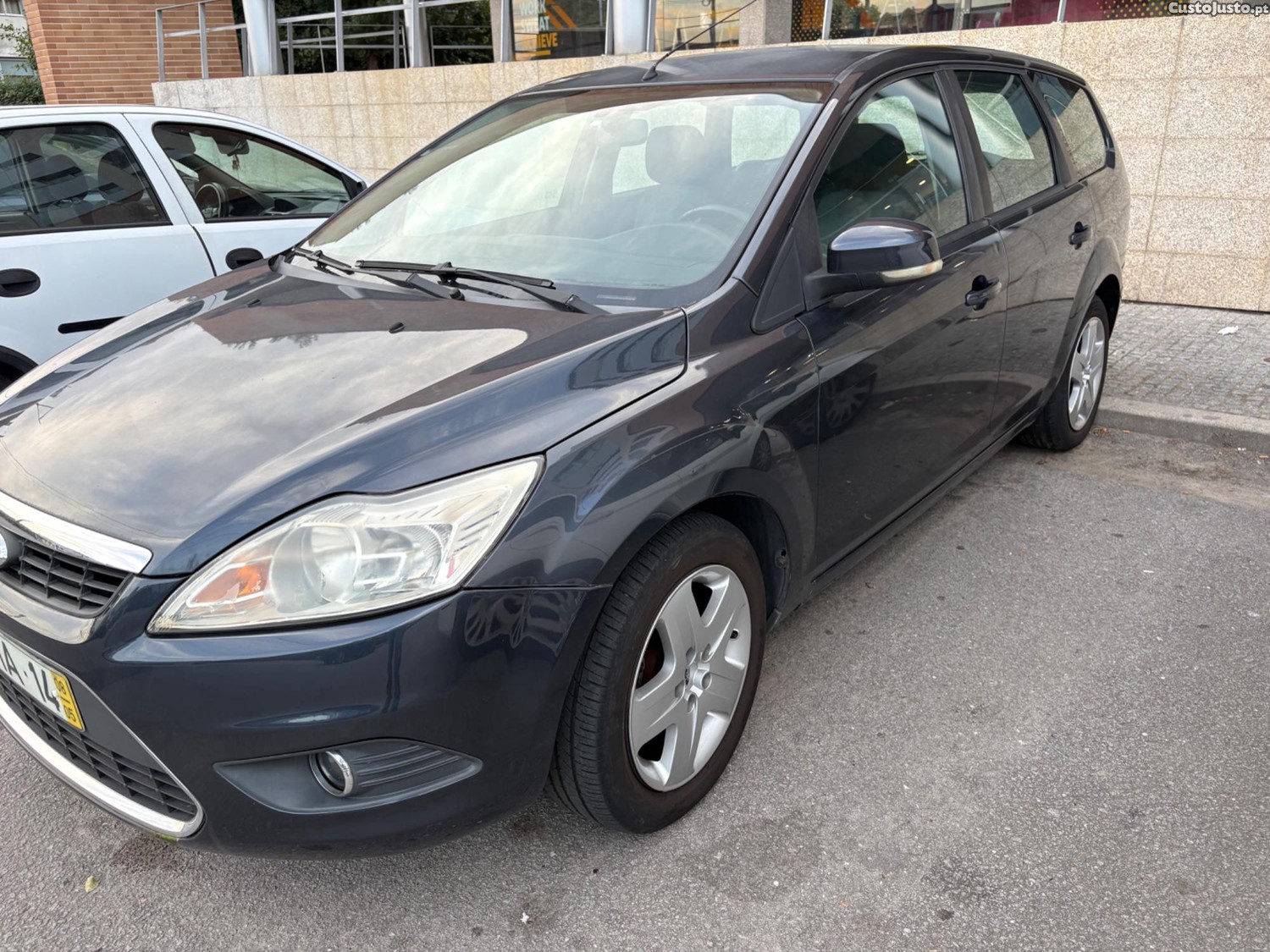 Ford Focus 1.6 -HDI — photo 4