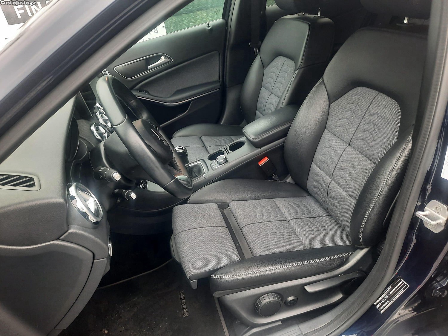 Mercedes-Benz GLA 180 Cdi Urban 110 cv — fotografia 4