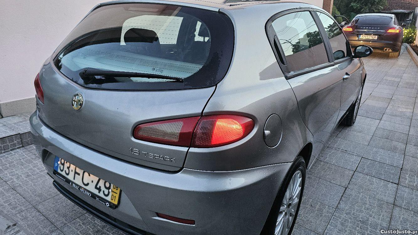 Alfa Romeo 147 1.6 Gpl — fotografia 5