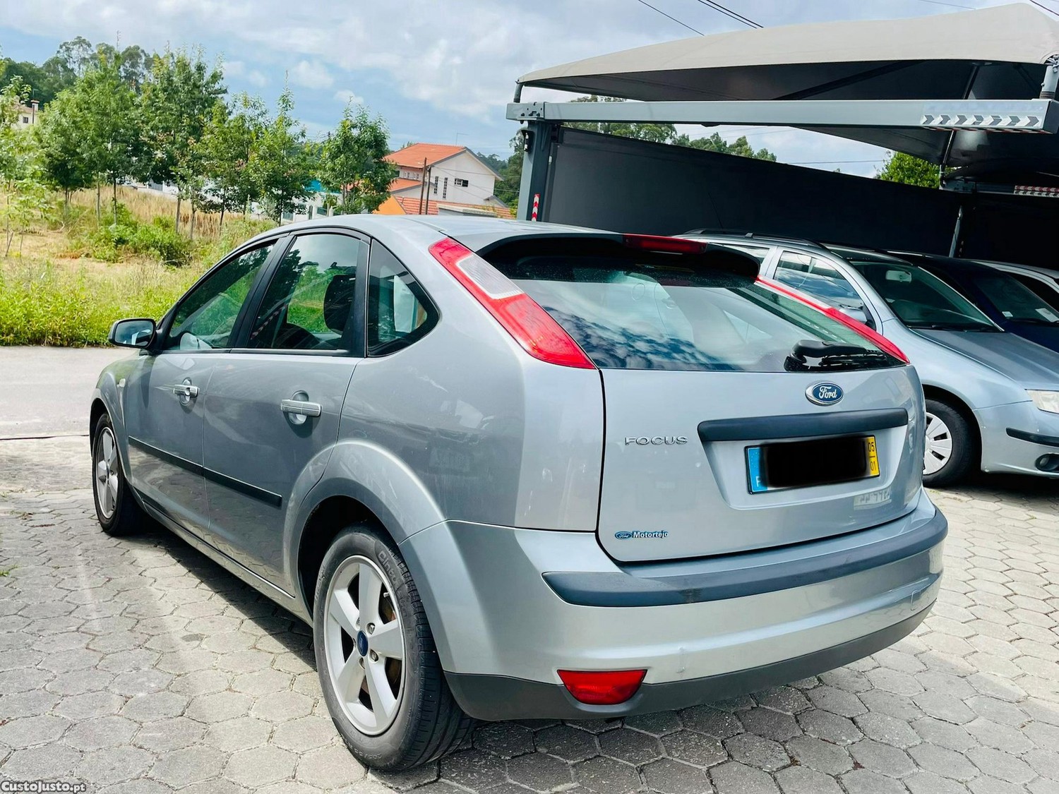 Ford Focus 1.4 16V Trend — fotografia 9