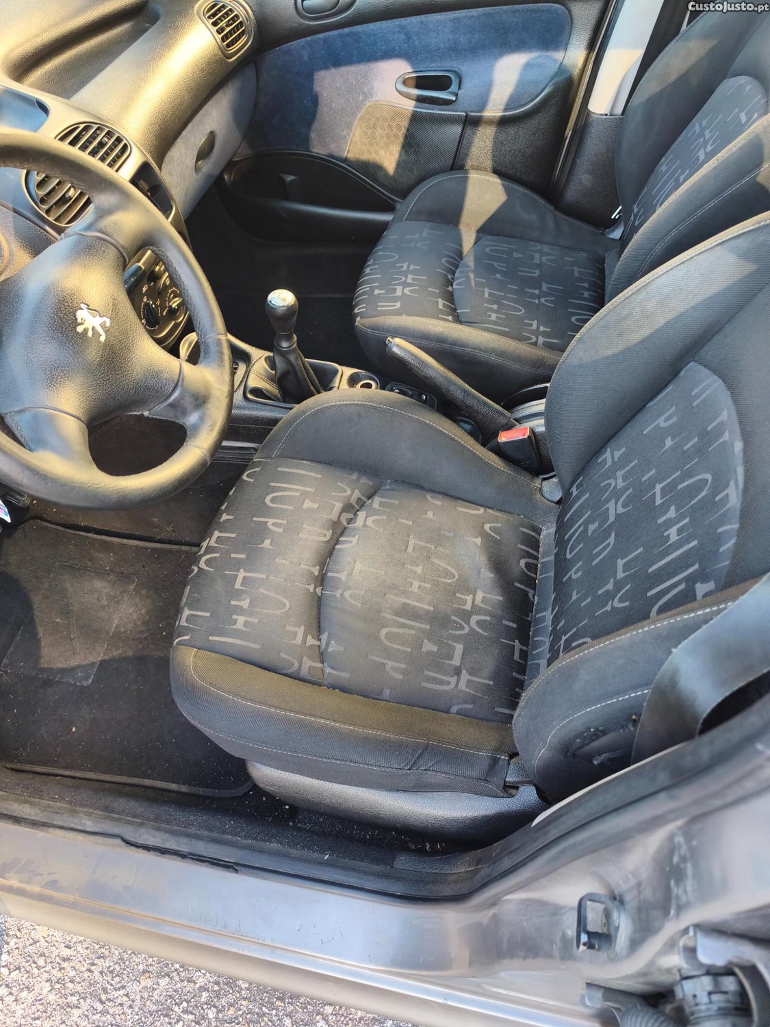 Peugeot 206 1.9d — photo 3