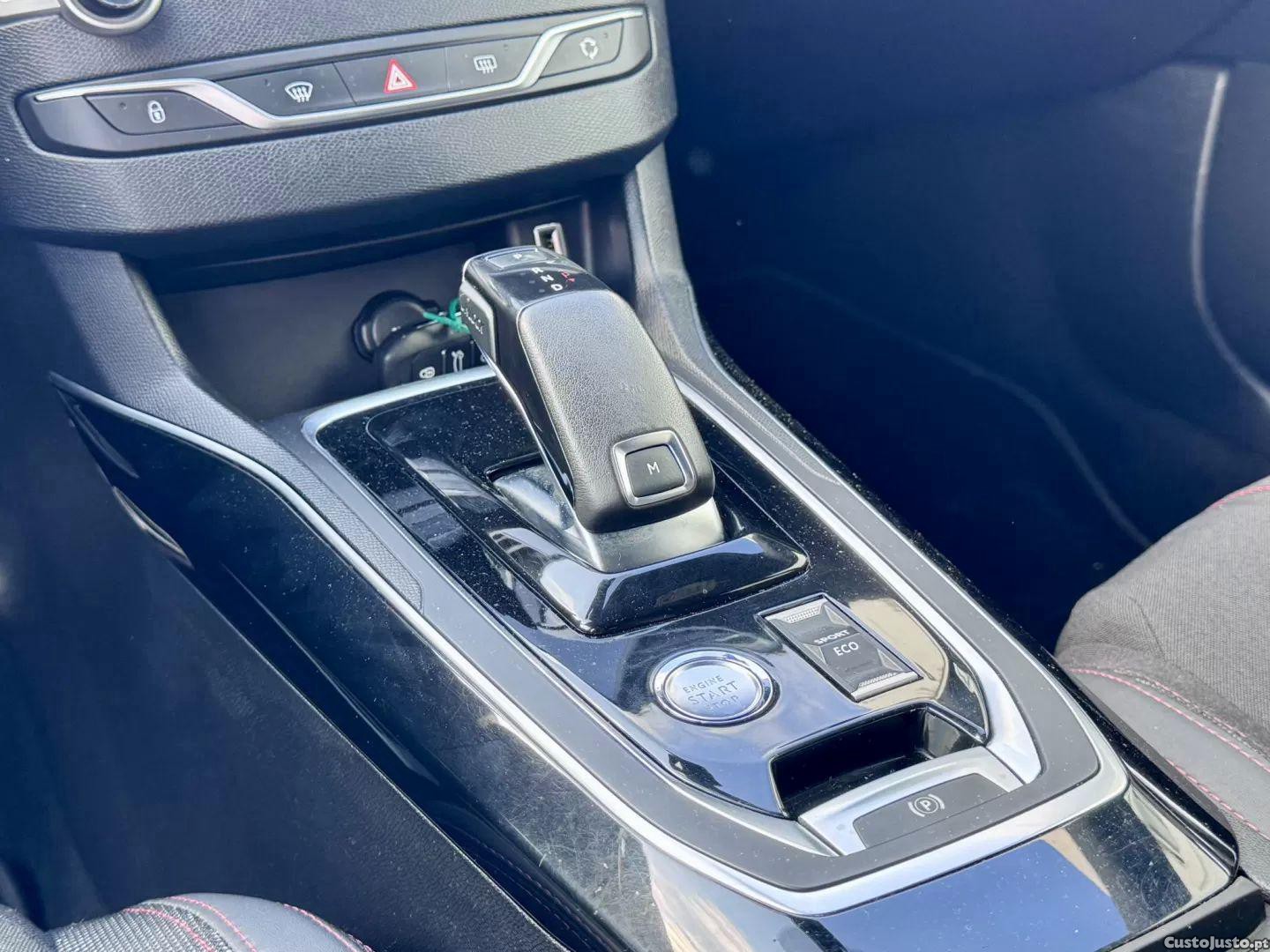 Peugeot 308 1.2 puretech gt pack eat8 — fotografia 7