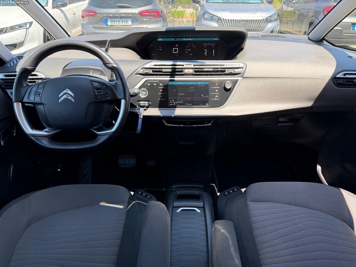 Citroën C4 Spacetourer 1.5 BlueHDi Shine EAT8 — fotografia 13