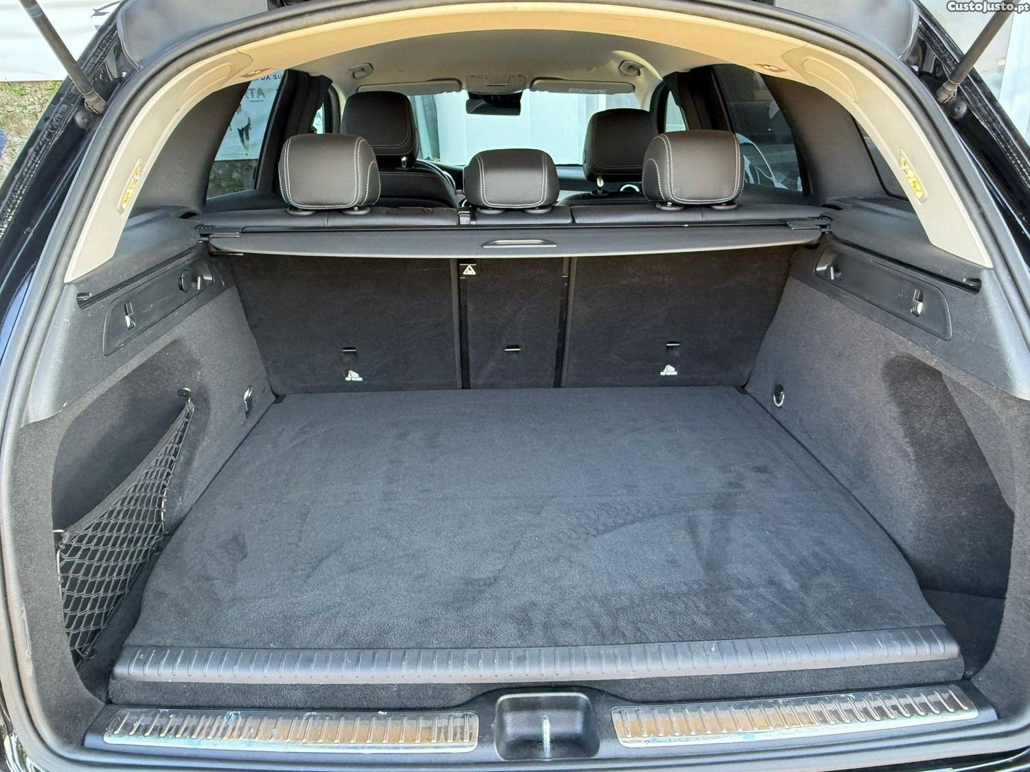Mercedes-Benz GLC 300 de 4Matic 9G-TRONIC Exclusive — fotografia 2