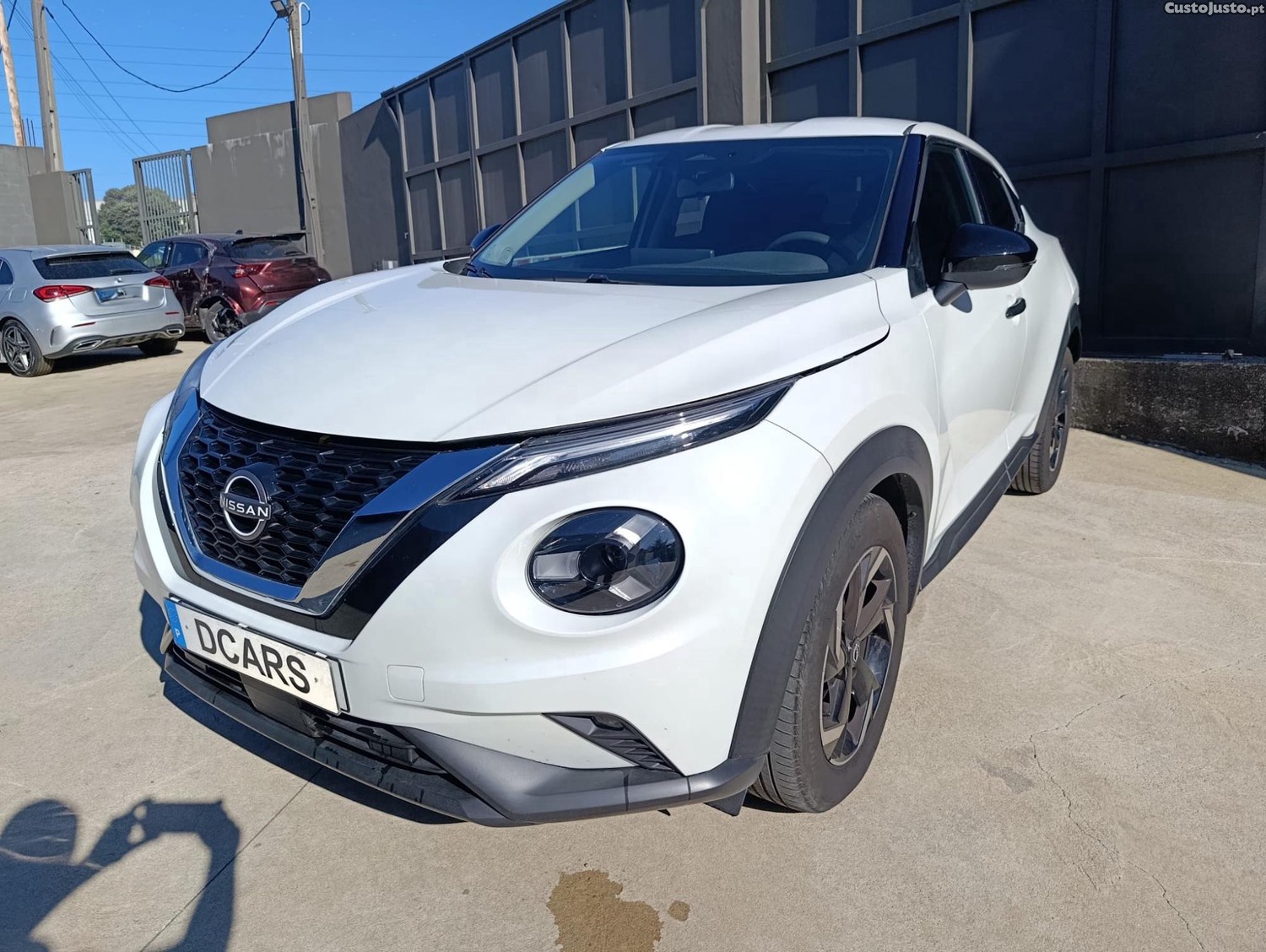 Nissan Juke 1.0 DiG-T - 25 foto 2