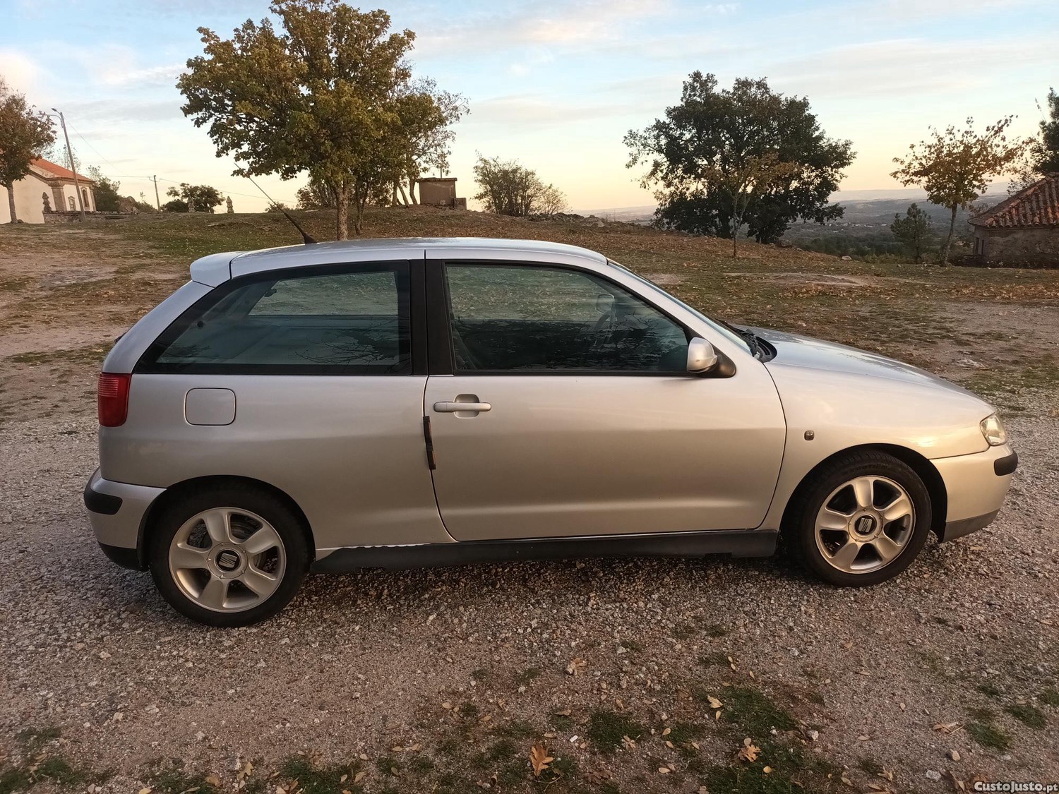 Seat Ibiza (6K3-Alh-2) - 00 — photo 3