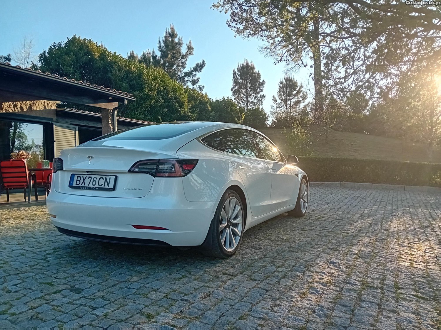 Tesla Model 3 Dual Motor 4WD SOH 100% — photo 3
