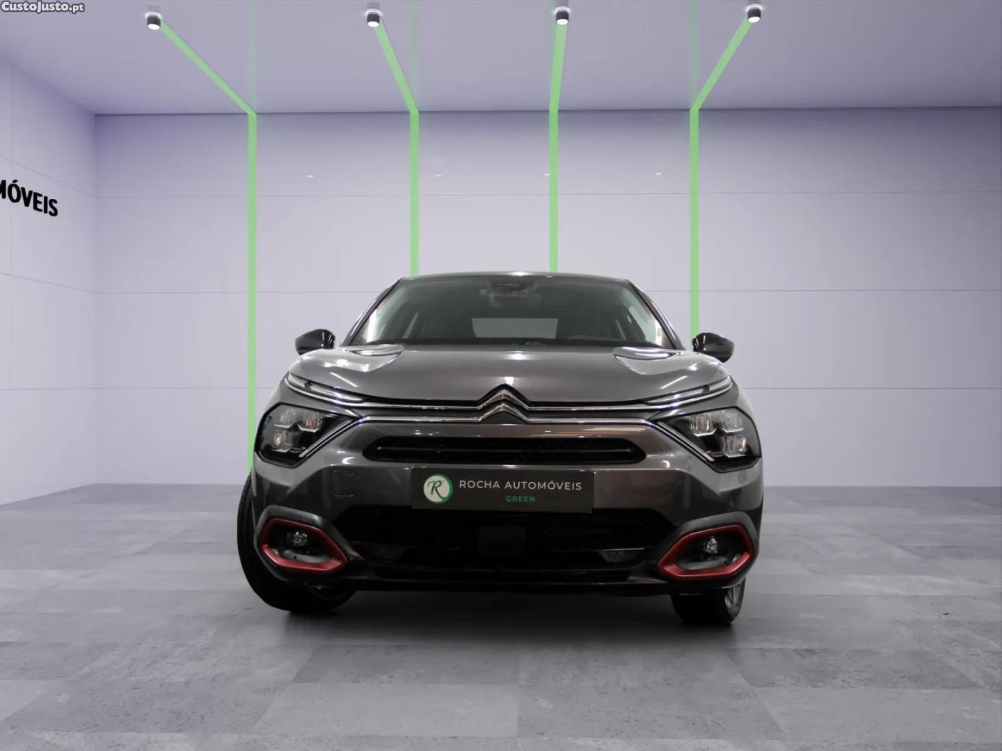 Citroën e-C4 X 50 kWh Shine — photo 2