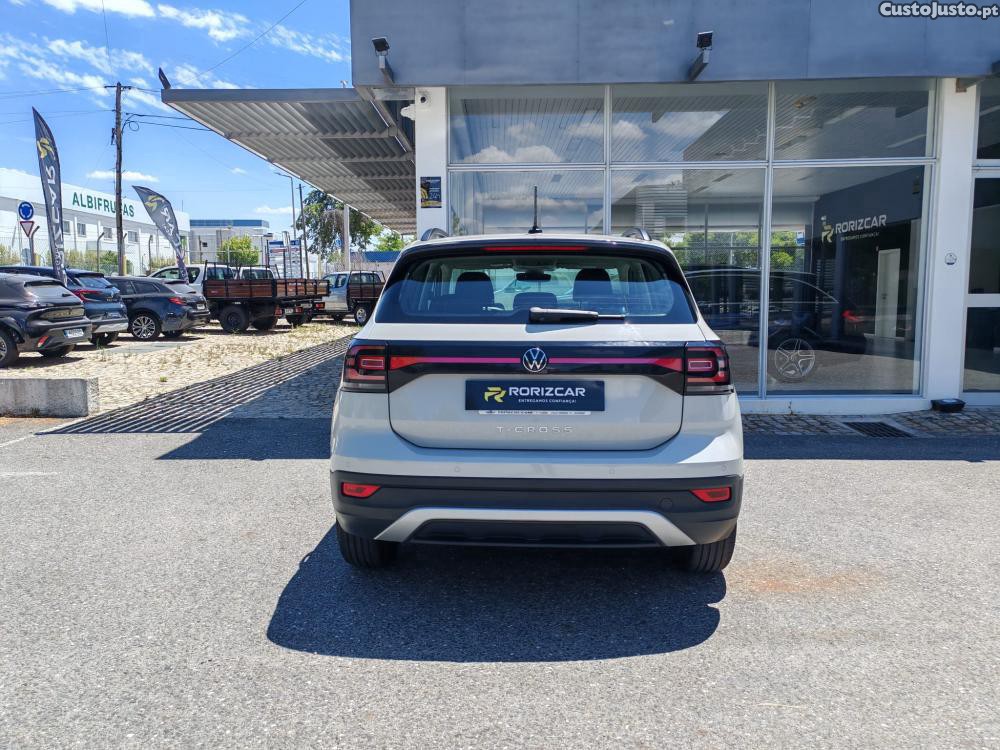 Volkswagen T-Cross 1.0 TSI Style — fotografia 18