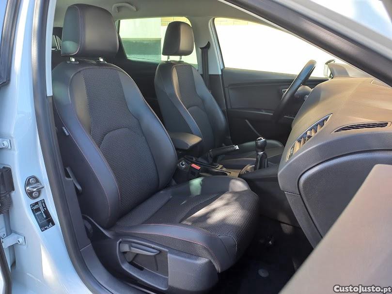 SEAT Leon 2.0tdi FR — fotografia 5