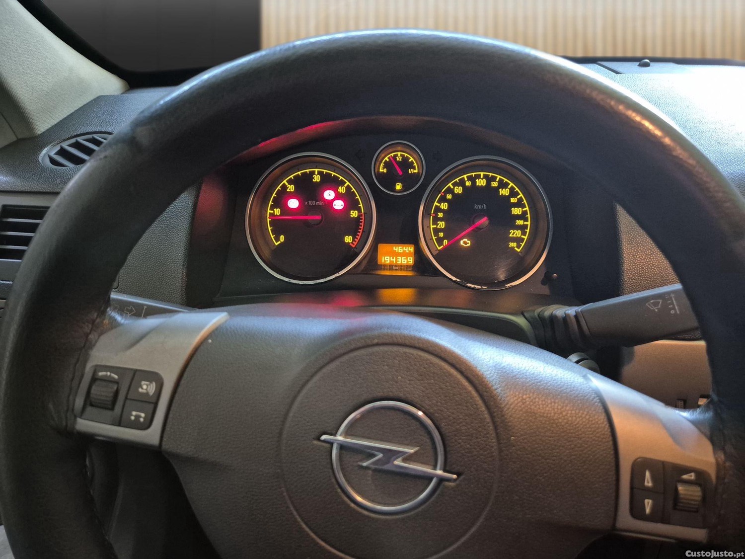 Opel Astra 1.7 CDTI — fotografia 6