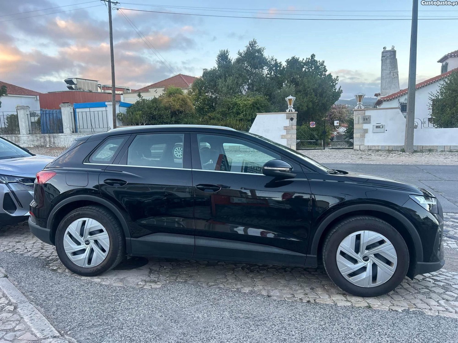 Audi Q4 35 55 KWH Eletrico-2023 36.000km — photo 2