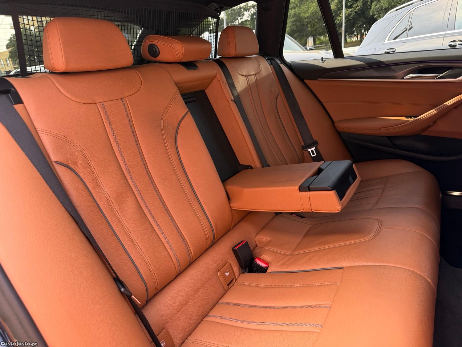 BMW 520 e Pack M — fotografia 9