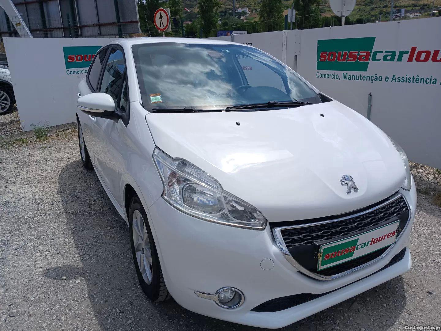 Peugeot 208 1.2 puretech active — fotografia 21