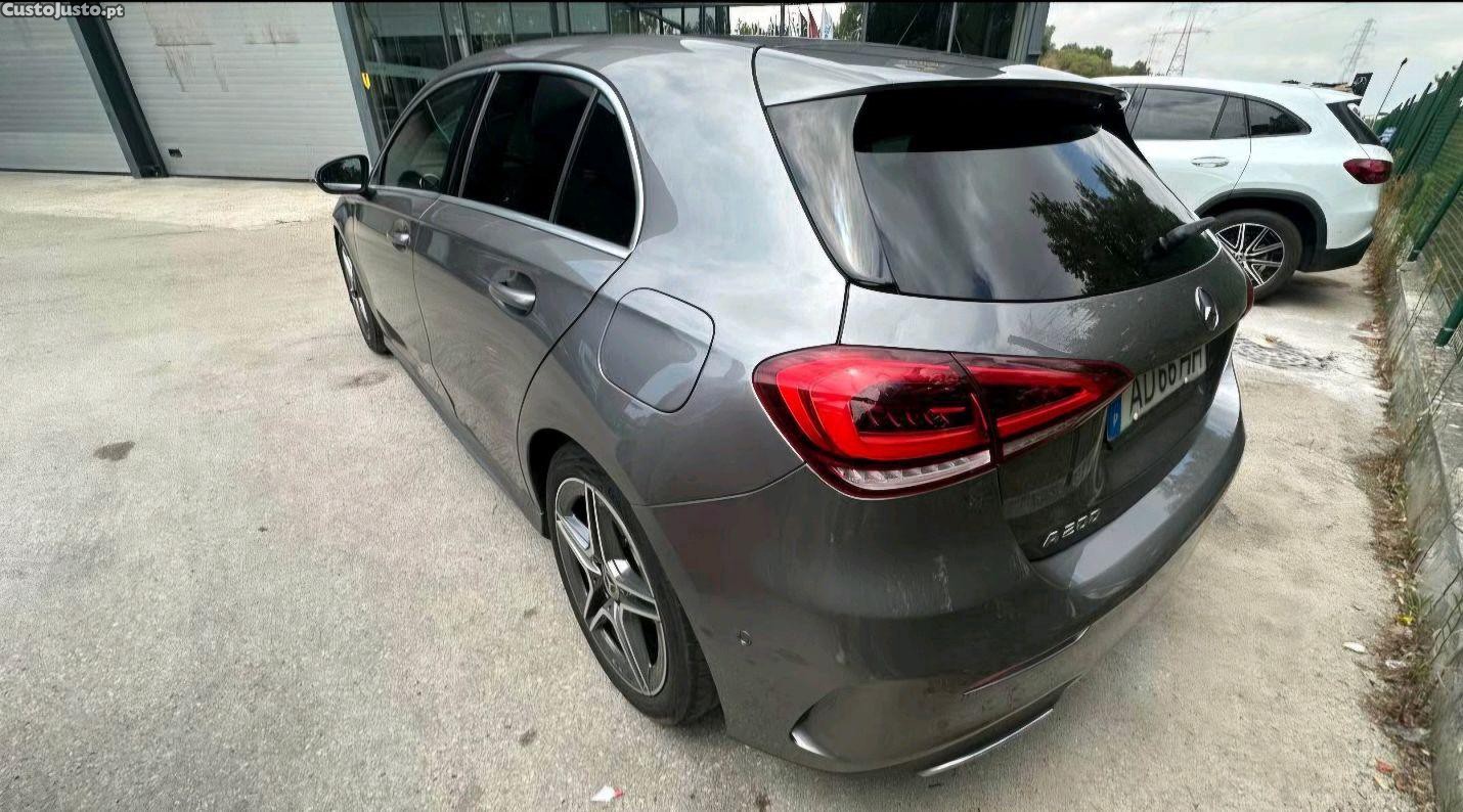 Mercedes-Benz A 200 gasolina — fotografia 5