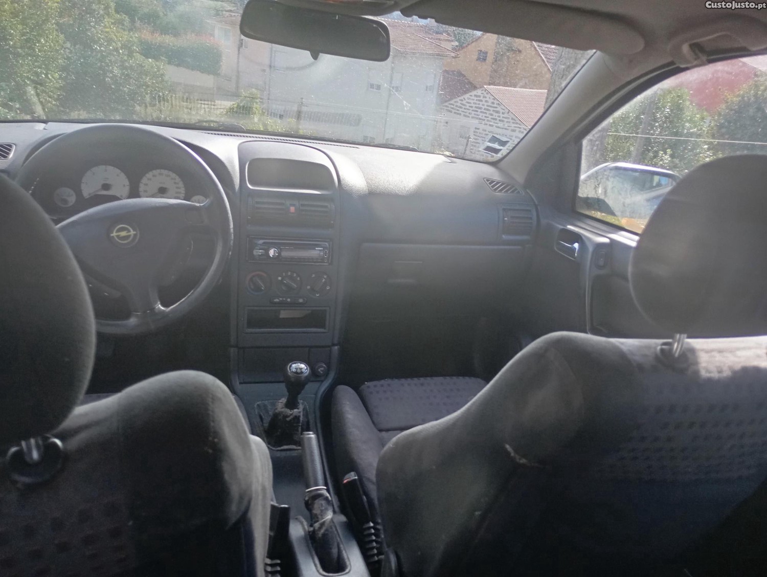 Opel Astra 1.7 diesel 2000 — photo 3