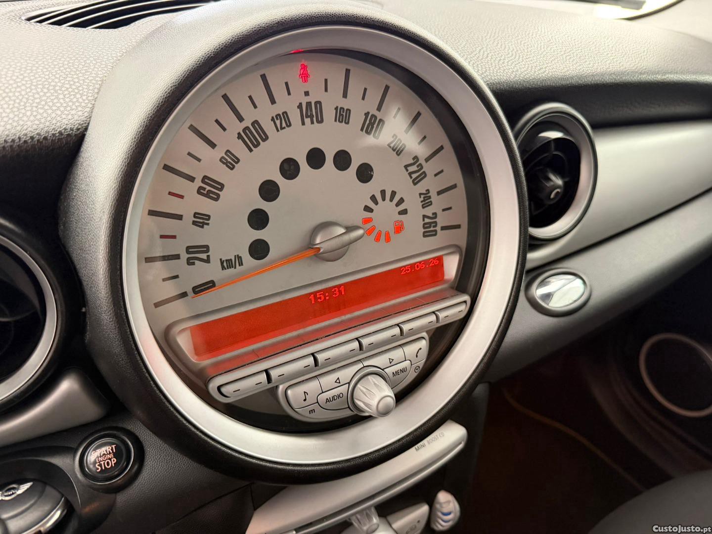 MINI Cooper D — fotografia 3