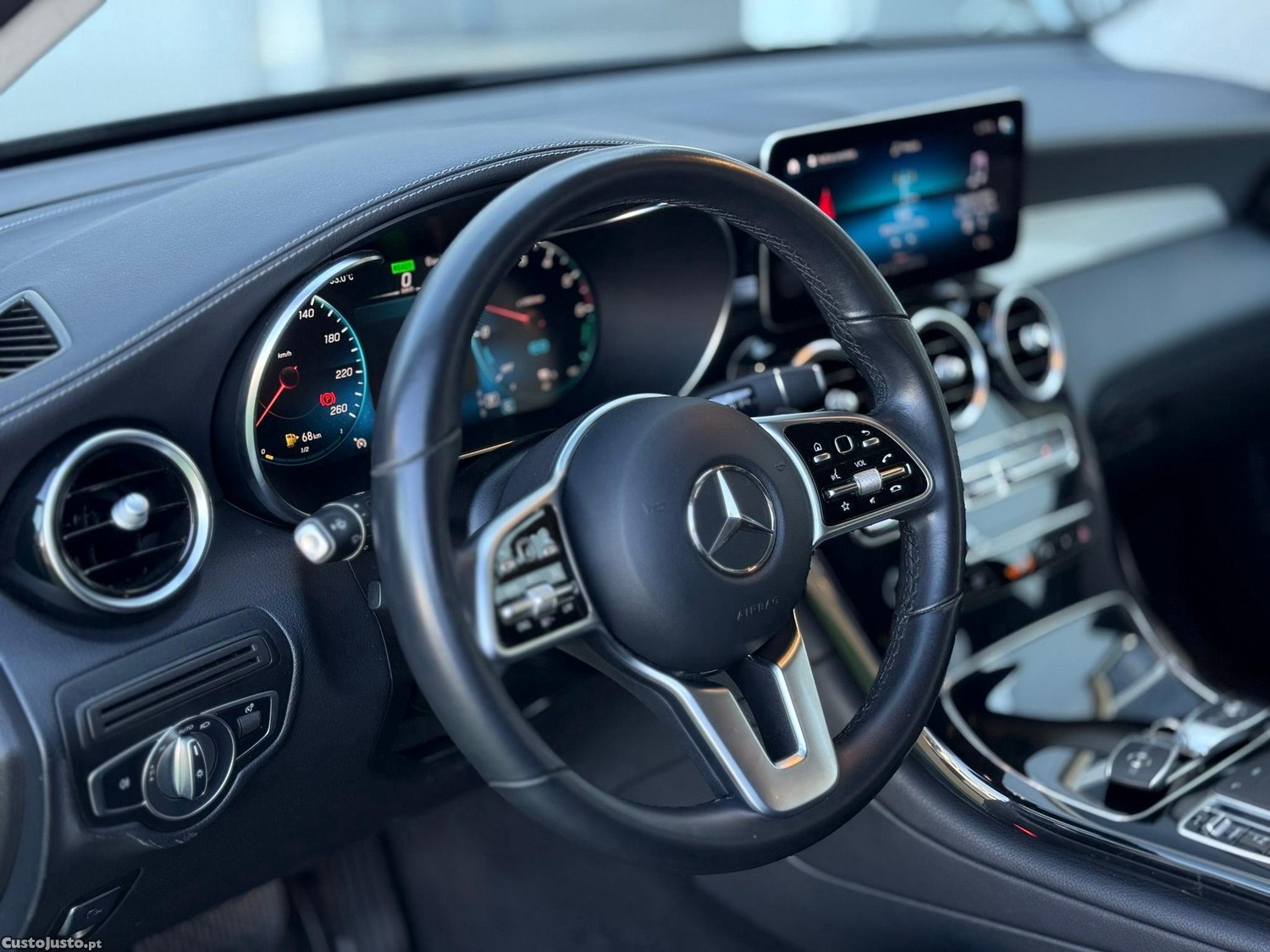 Mercedes-Benz GLC 300 de 4Matic 9G-TRONIC Exclusive — fotografia 21