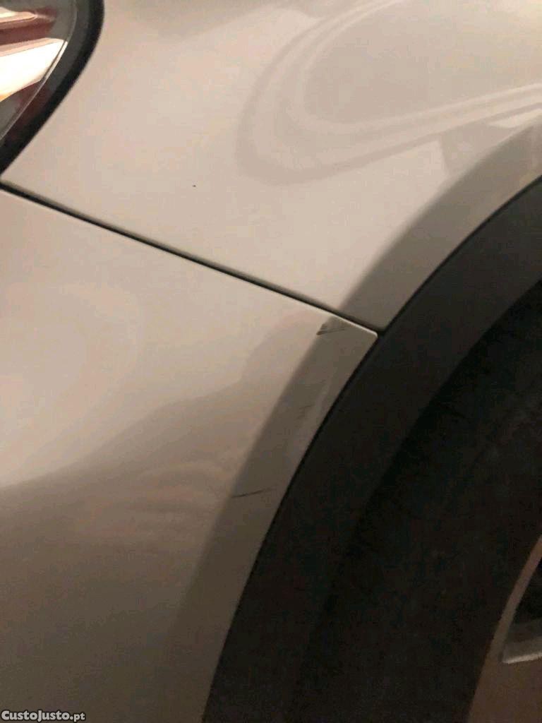 Mercedes-Benz GLA 200 AMG — fotografia 4