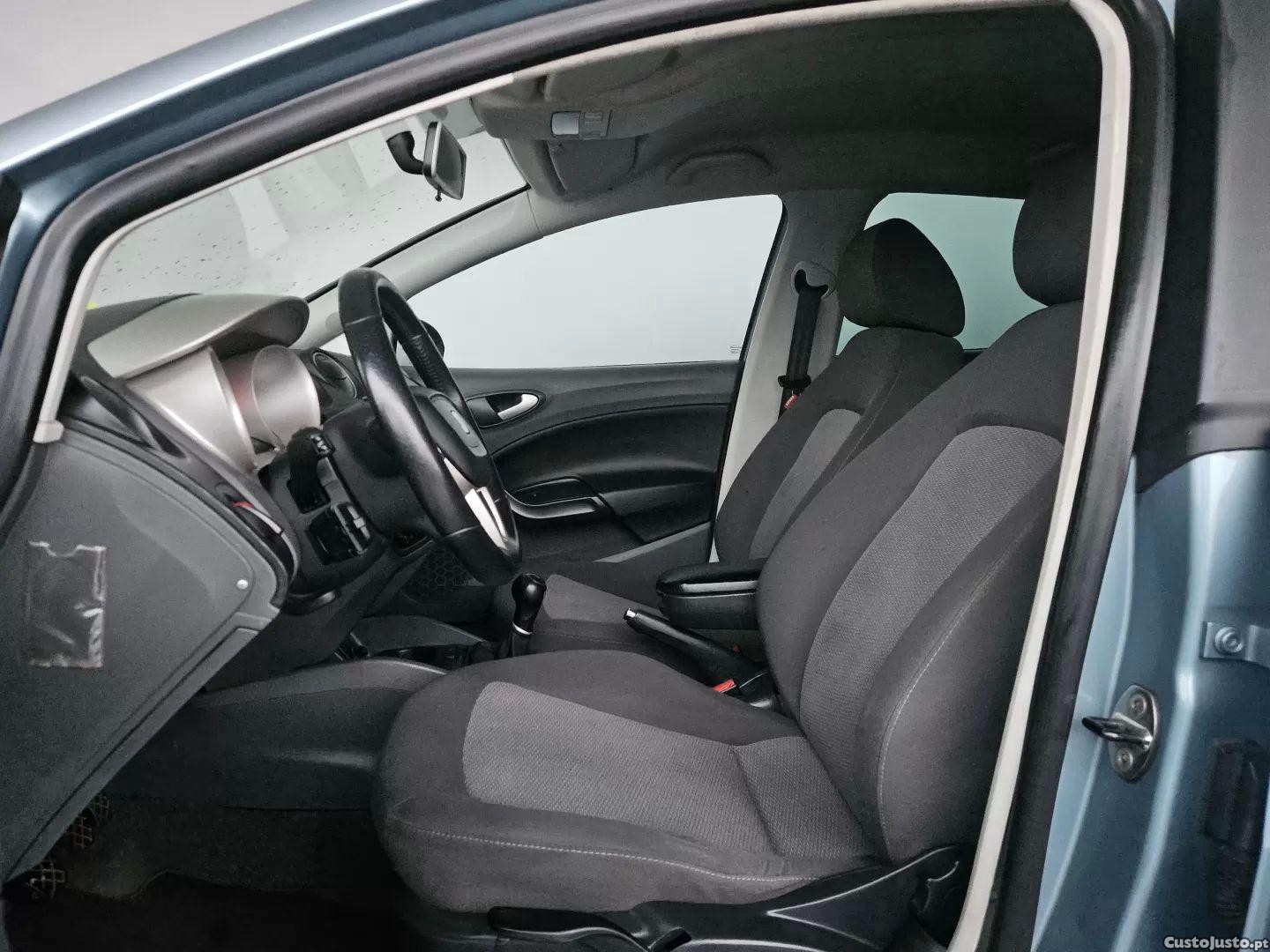 Seat Ibiza 1.2 tdi cr ecomotive reference — photo 3