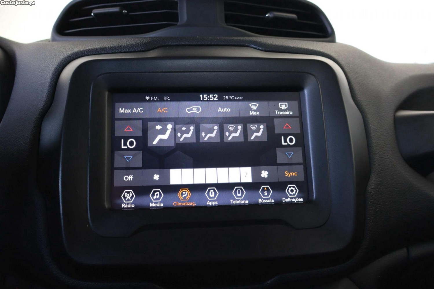 Jeep Renegade 1.0 T Limited — fotografia 3