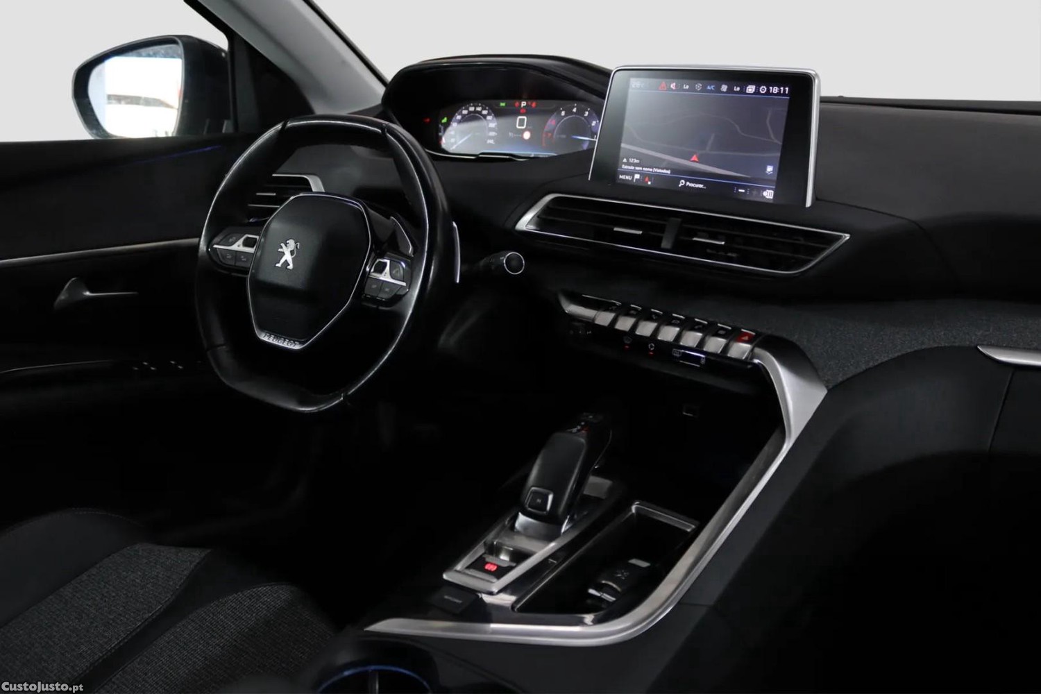 Peugeot 3008 1.2 PureTech Allure — fotografia 4