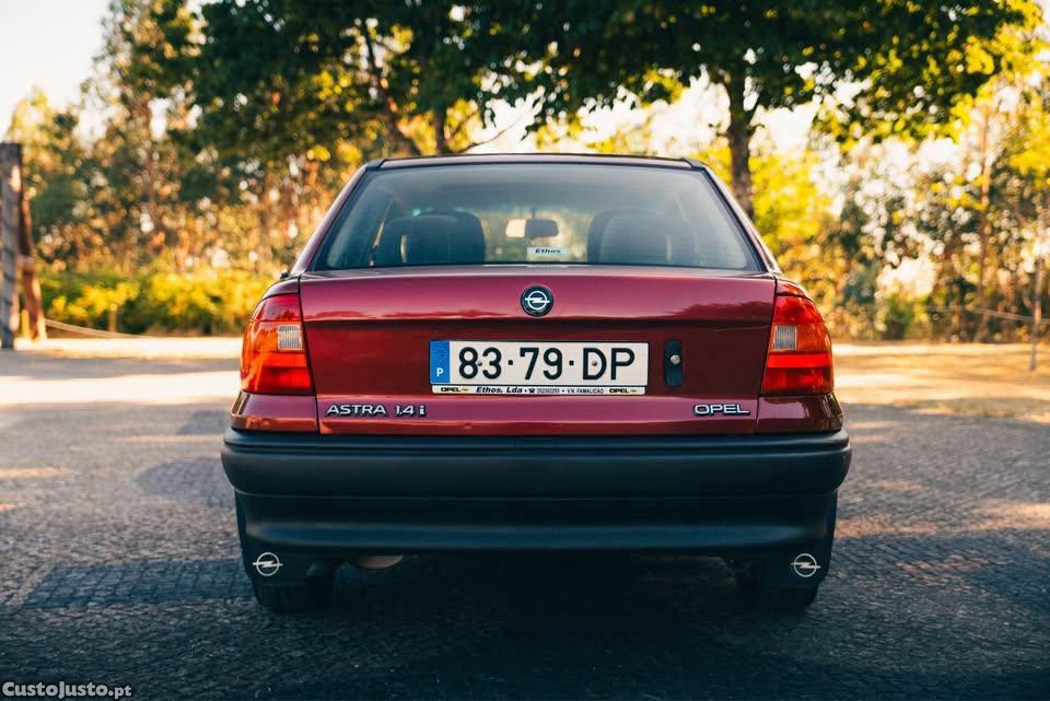Opel Astra F 1.4 90.000km — photo 2