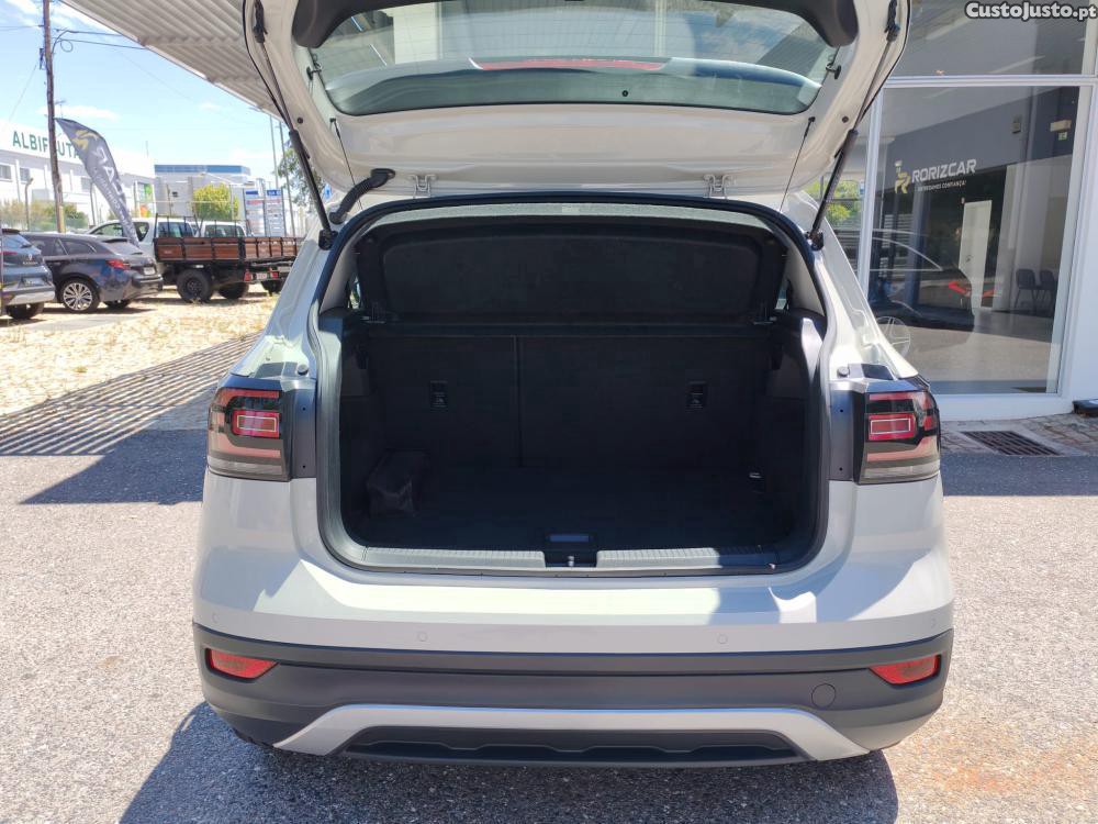 Volkswagen T-Cross 1.0 TSI Style — fotografia 17